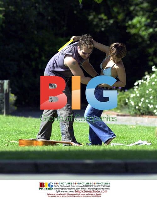 Harriet Scott and Boyfriend Spotted in Park