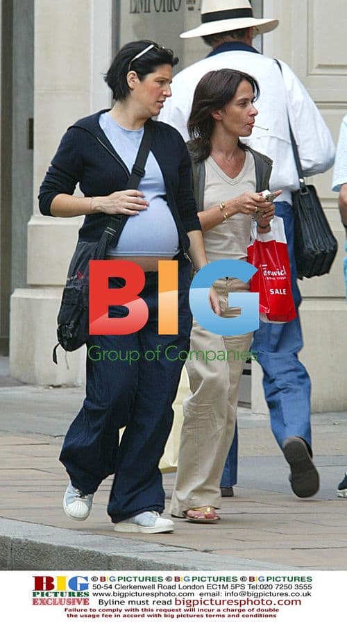 Sharleen Spiteri Reads Fan Note