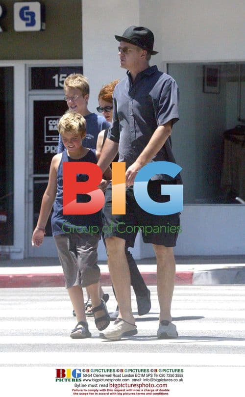 Susan Sarandon and Tim Robbins with children in Santa Monica