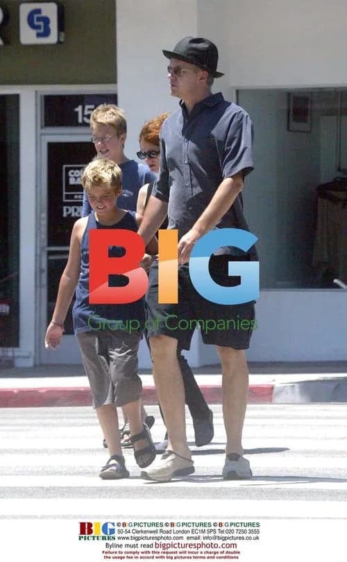 Susan Sarandon and Tim Robbins with children in Santa Monica