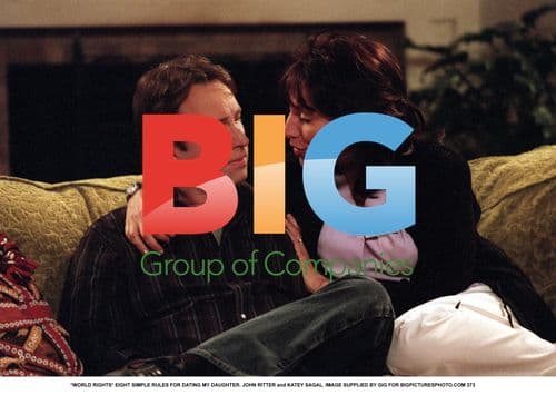 EIGHT SIMPLE RULES FOR DATING MY DAUGHTER