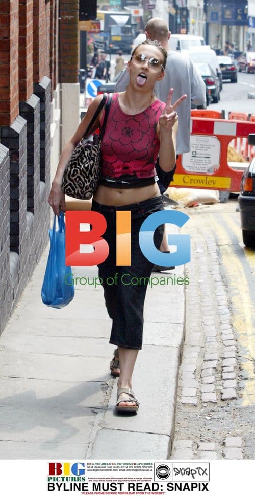 TV Presenter Jayne Middlemiss Shopping