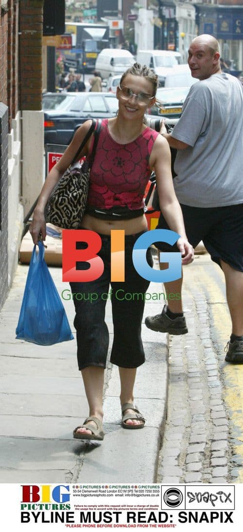 TV Presenter Jayne Middlemiss Shopping in London