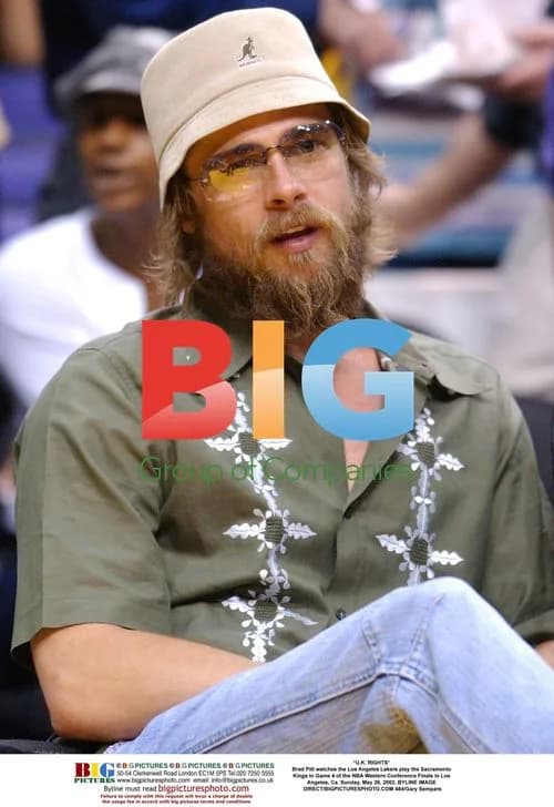Brad Pitt Watches Lakers vs Kings NBA Game