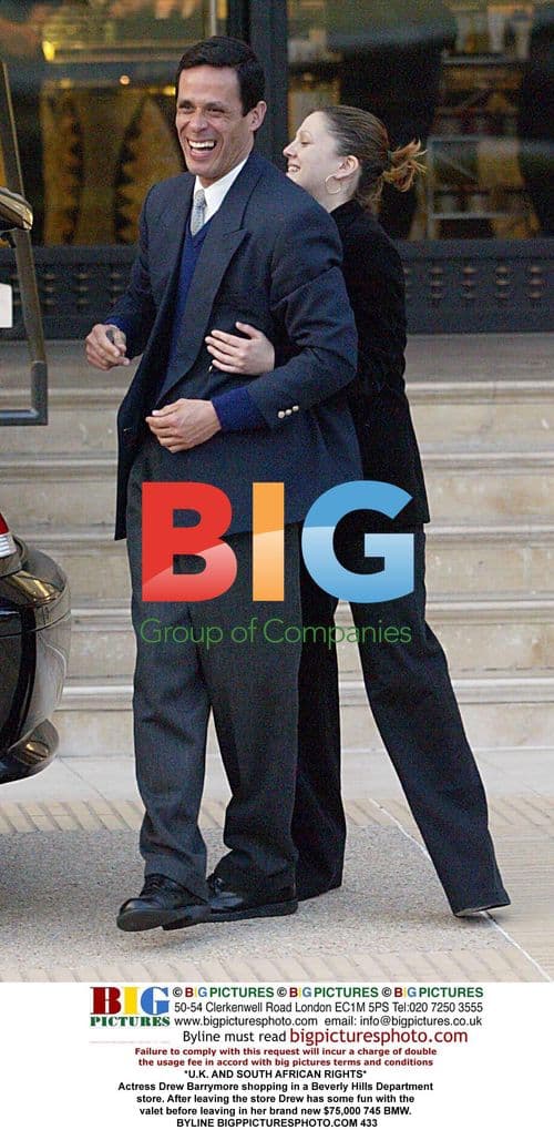 Drew Barrymore Shopping in Beverly Hills