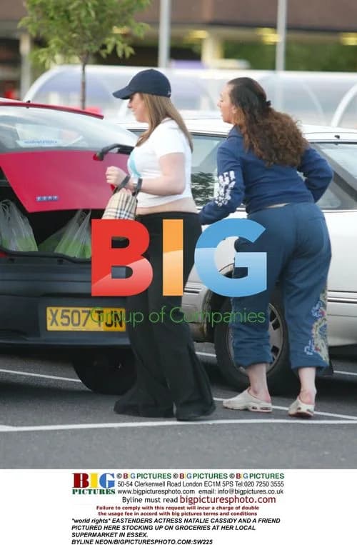Natalie Cassidy Grocery Shopping