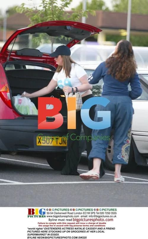 Natalie Cassidy Grocery Shopping