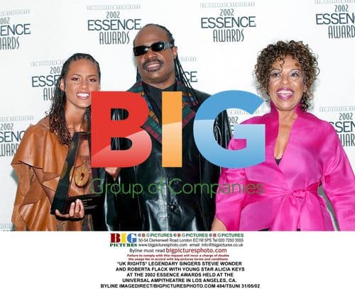 Stevie Wonder, Roberta Flack and Alicia Keys at 2002 Essence Awards