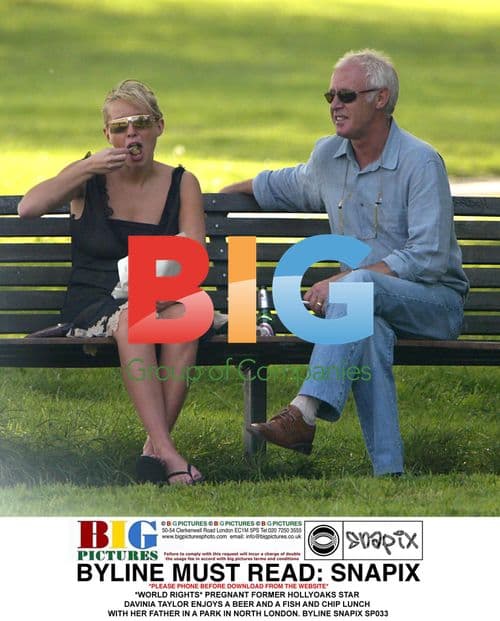 Pregnant Davinia Taylor Enjoys Lunch with Father