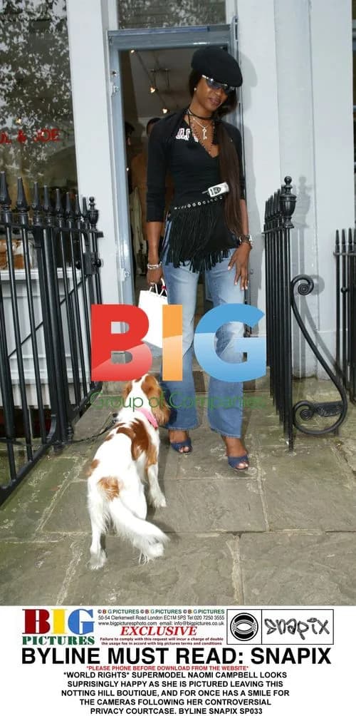 Naomi Campbell Leaves Notting Hill Shop