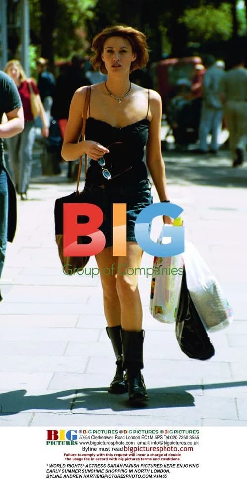 Sarah Parish Shopping in London