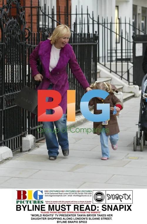 TV Presenter Tanya Bryer and Daughter Shop in London