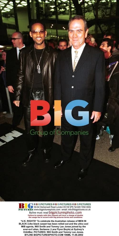 Will Smith and Tommy Lee Jones at Men in Black 2 Premiere