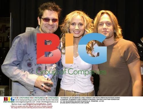JAY DE MARCUS, CHELY WRIGHT, AND KEITH URBAN BACKSTAGE