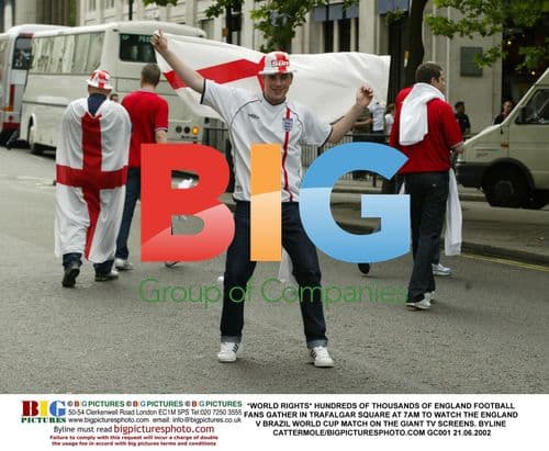 England fans gather in Trafalgar Square