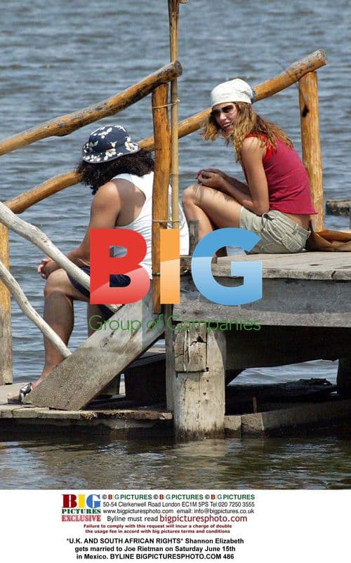 Shannon Elizabeth Marries Joe Rietman in Mexico