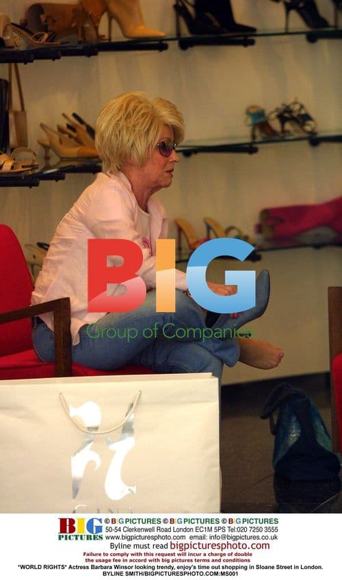 Barbara Winsor Shopping in London