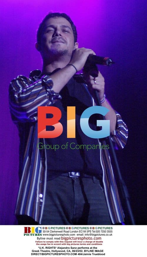 Alejandro Sanz Performs at Greek Theatre