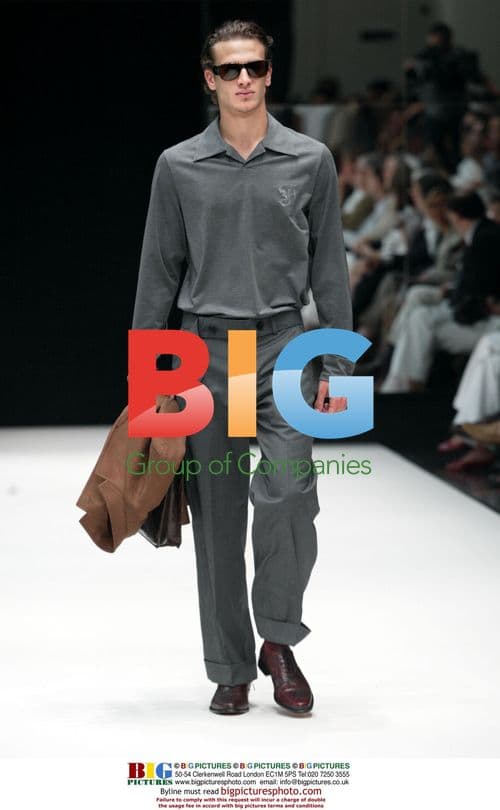 Ferre Spring/Summer 2003 Fashion Show