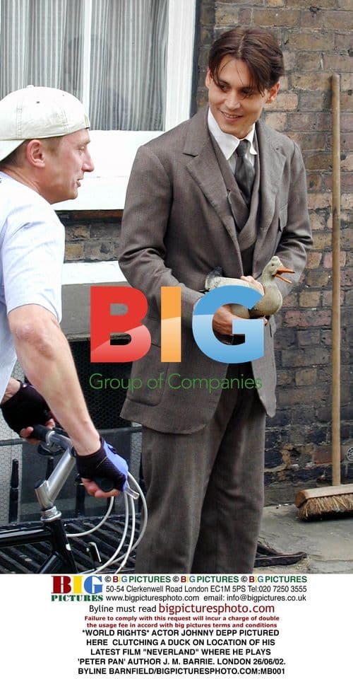 Johnny Depp on 'Neverland' set