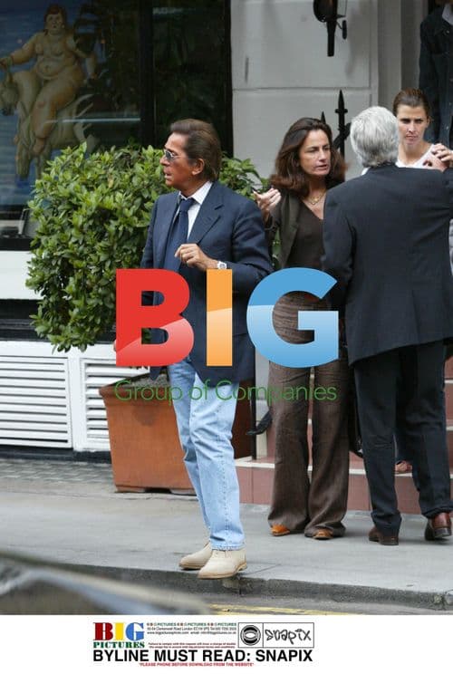 VALENTINO and ROSARIO NADAL leaving London restaurant