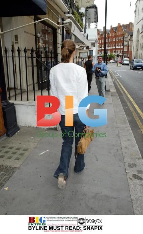 VALENTINO and ROSARIO NADAL leaving London restaurant