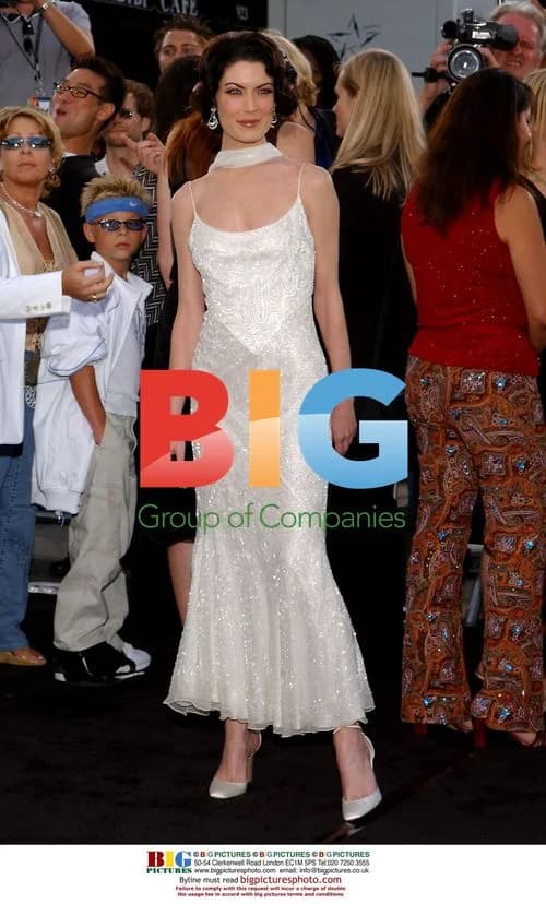 Lara Flynn Boyle at Men in Black II LA Premiere