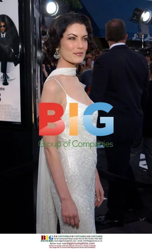 Lara Flynn Boyle at LA Premiere of Men in Black II