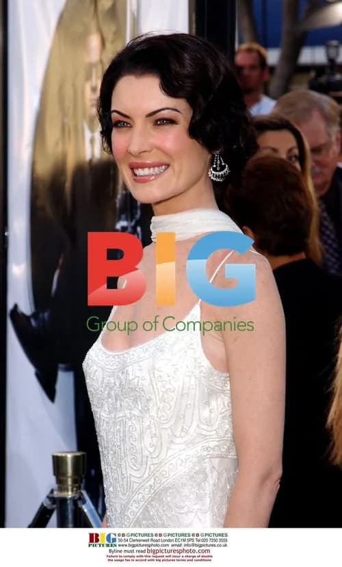 Lara Flynn Boyle at Men in Black II LA Premiere