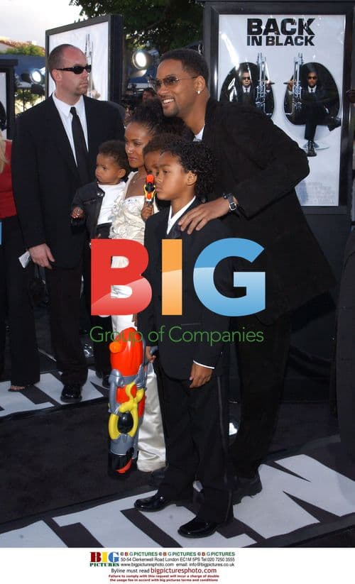 The Smith Family at Men in Black II Premiere