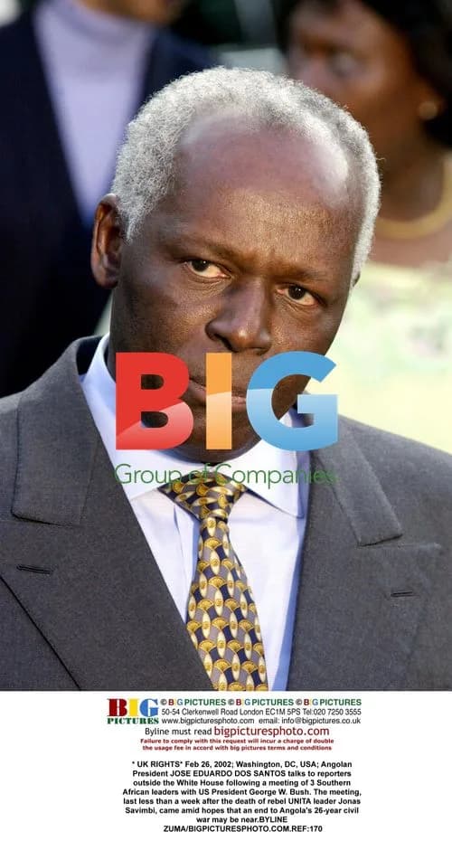 Angolan President José Eduardo dos Santos