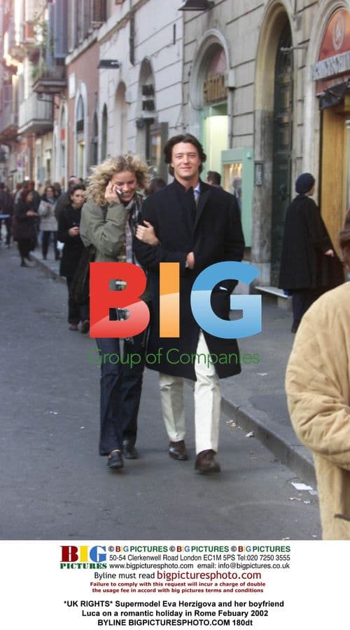 Supermodel Eva Herzigova on holiday in Rome