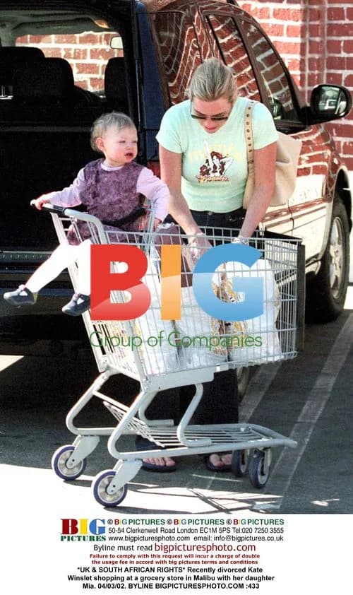 Kate Winslet shopping with daughter Mia