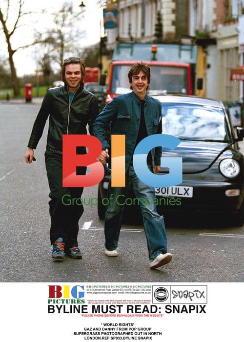 Supergrass musicians Gaz and Danny photographed