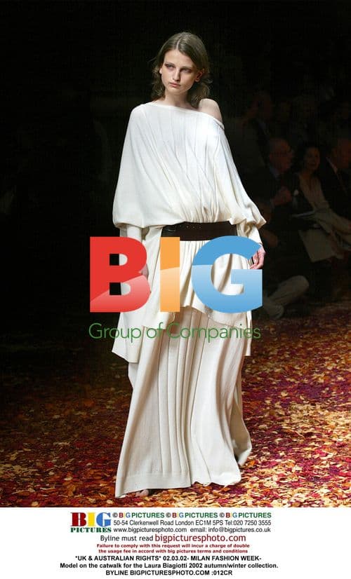 Model walks Biagiotti 2002 A/W show