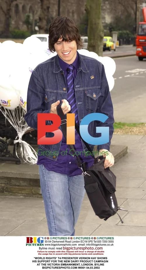 Vernon Kay promotes new dairy product