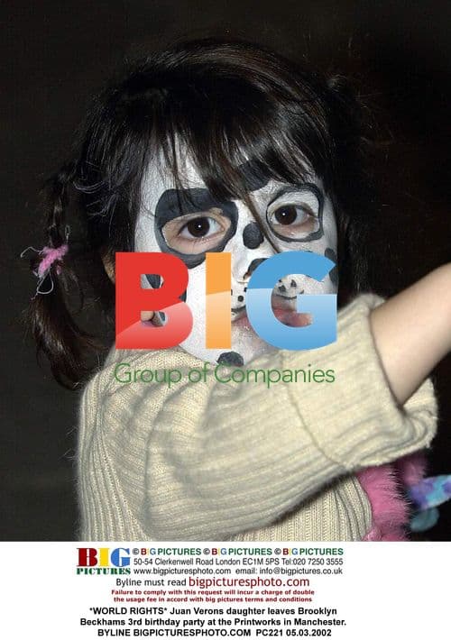 Juan Verons daughter leaves Beckhams party