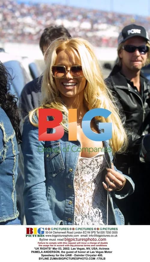 Pamela Anderson at the UAW - Daimler Chrysler 400