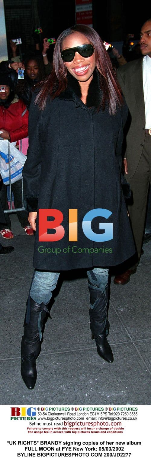 BRANDY signs new album 'FULL MOON' in NYC