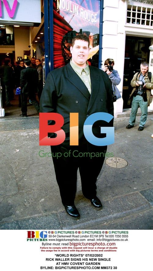 Rick Waller signs new single at HMV Covent Garden