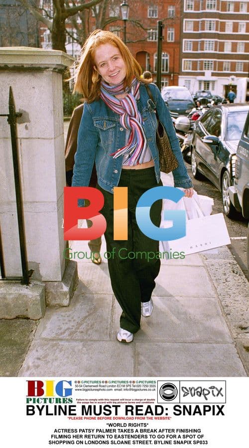Patsy Palmer Takes a Shopping Break
