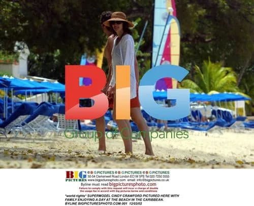 Cindy Crawford Enjoys Caribbean Beach Day