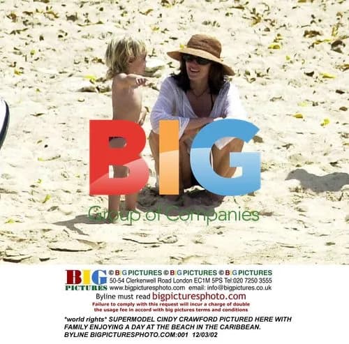 Cindy Crawford & Family at Caribbean Beach
