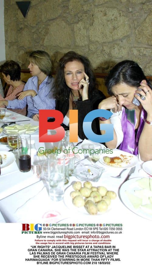 Jacqueline Bisset at Tapas Bar in Gran Canaria