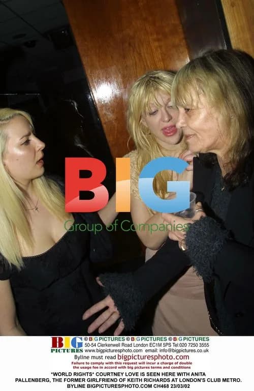 Courtney Love with Anita Pallenberg in London