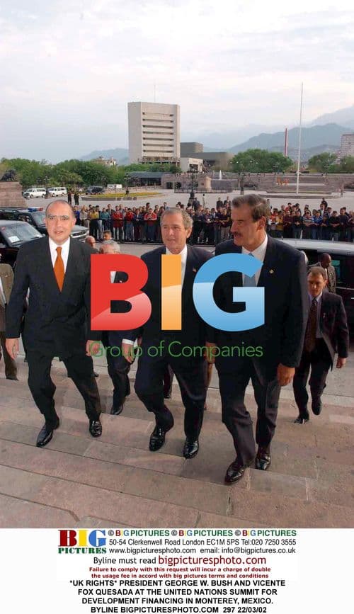 President Bush and Vicente Fox at UN Summit in Monterey