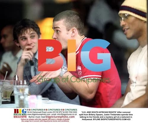 Justin Timberlake seen with friends and mystery girl