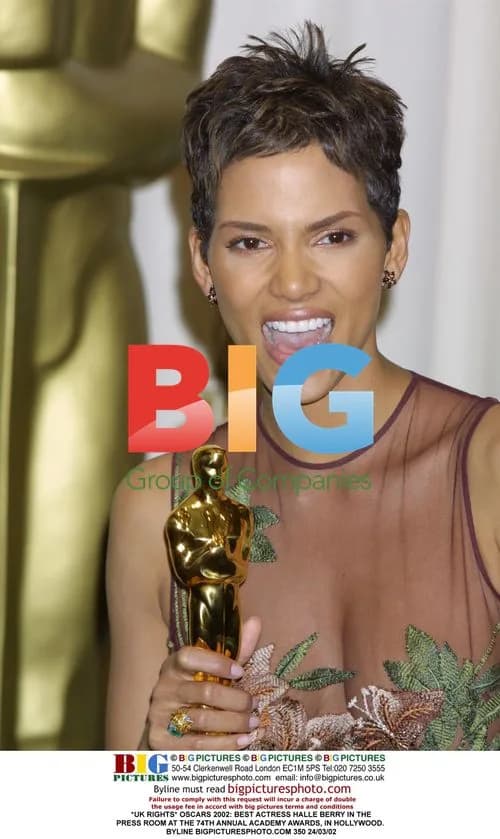 Halle Berry at 2002 Oscars Press Room