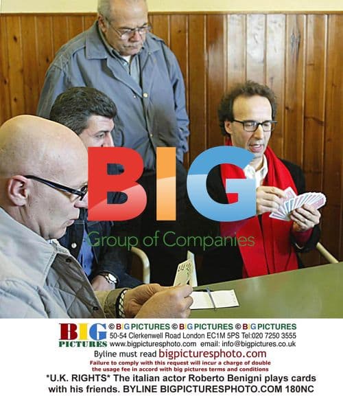 Roberto Benigni Plays Cards