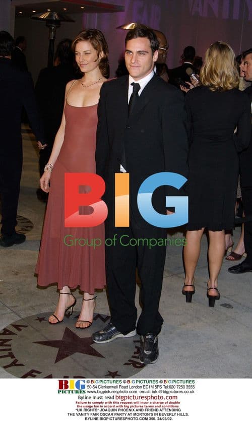 JOAQUIN PHOENIX AT VANITY FAIR OSCAR PARTY